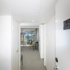Superior Studio Partial Ocean View